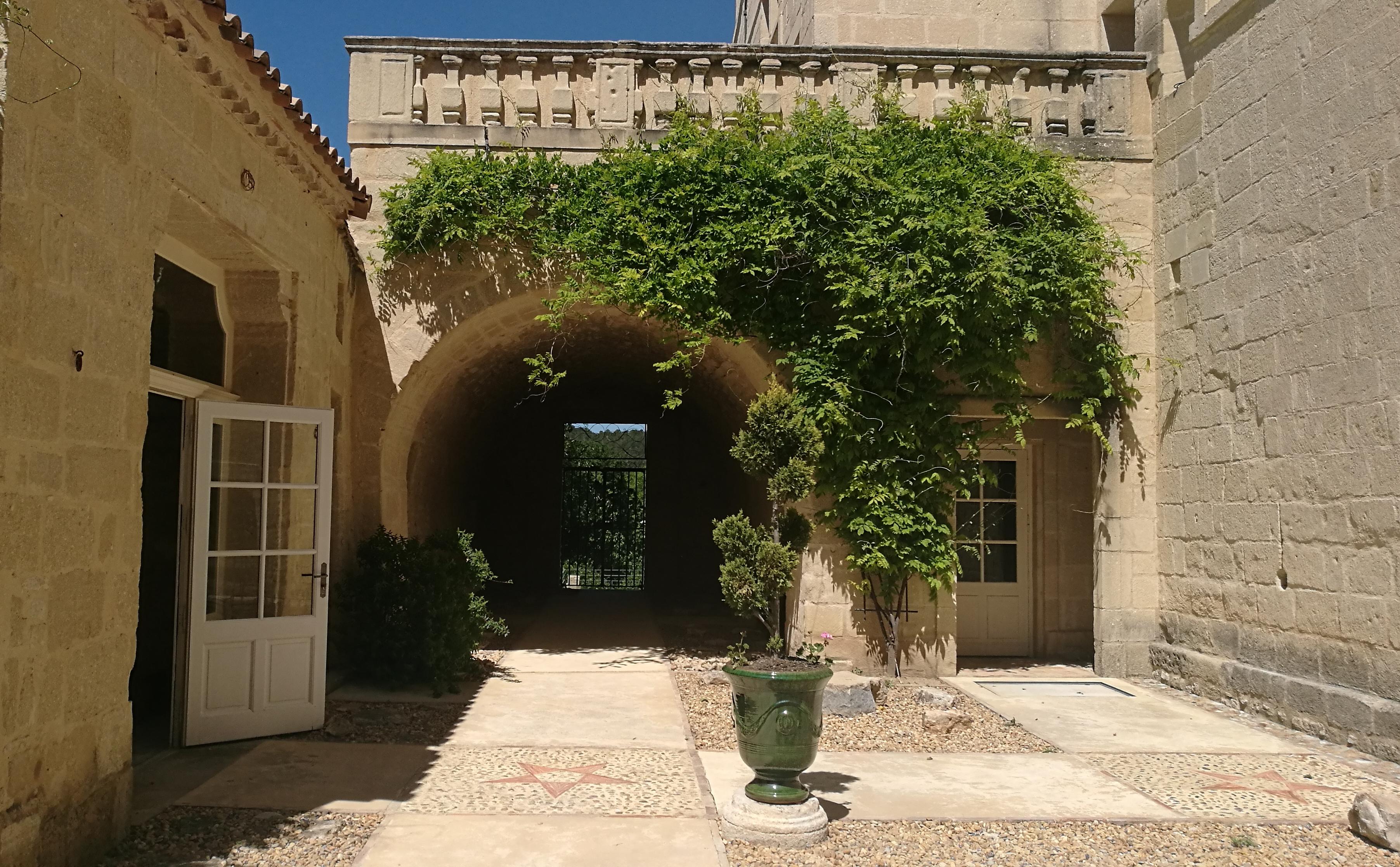 Chateau De Pondres Villevieille Eksteriør bilde